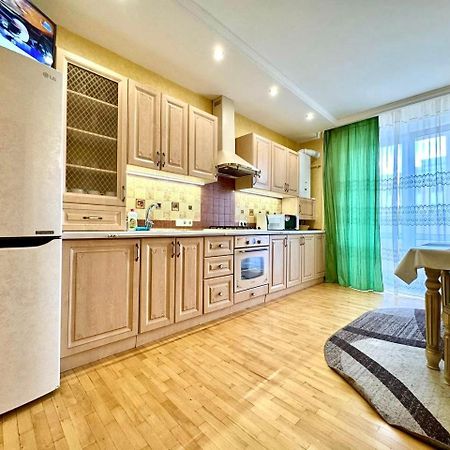 Apartpoltava Вишукані Просторі Апартаменти, Аграрний Університет, Звітна Документація 外观 照片