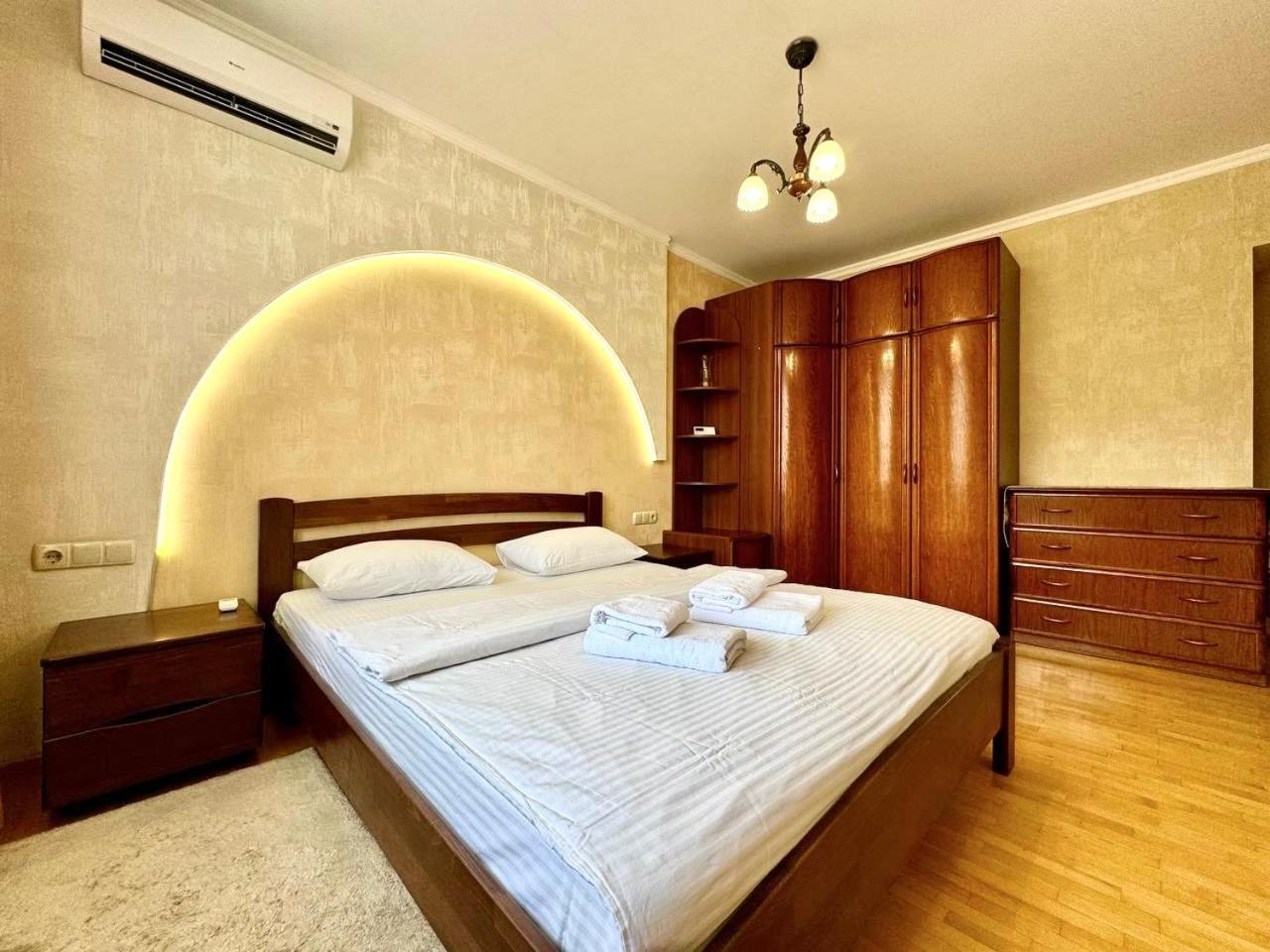Apartpoltava Вишукані Просторі Апартаменти, Аграрний Університет, Звітна Документація 外观 照片